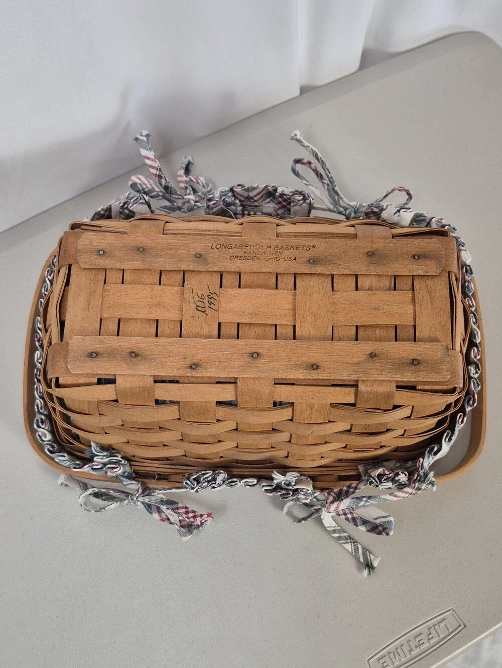 Longaberger Vintage 1995 Handwoven Hostess Gathering Basket w/ Divider & Liner